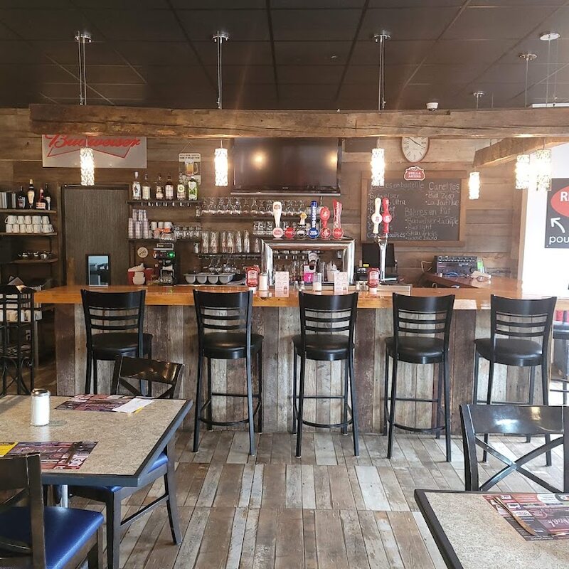 Restaurant L'Amical - Restaurants Barbecue-BBQs, Grillades, Burgers, Rôtisseries, Salades de Québec