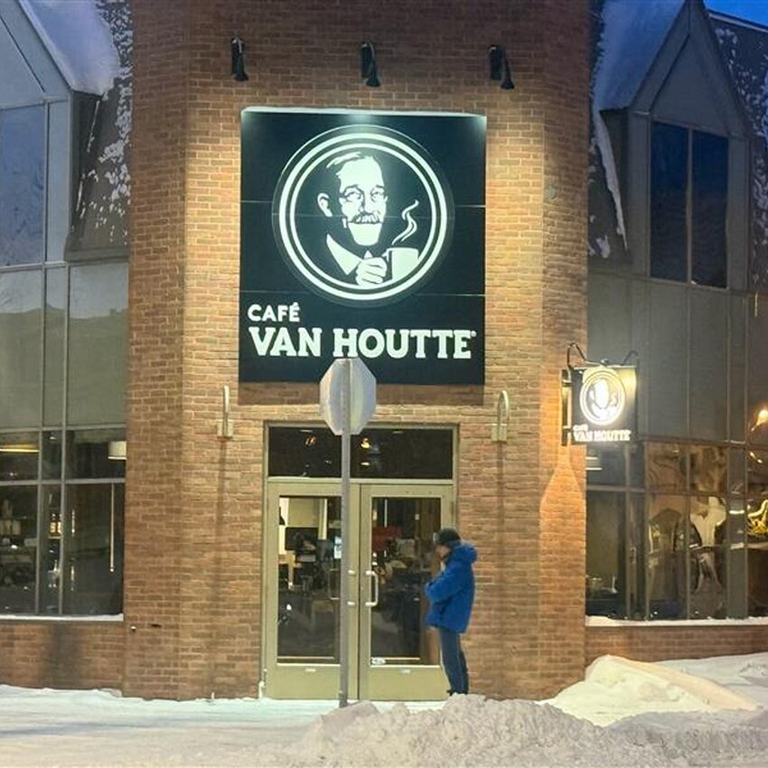 Caf&eacute; Van Houtte - Restaurants pr&egrave;s de: J6E5E6