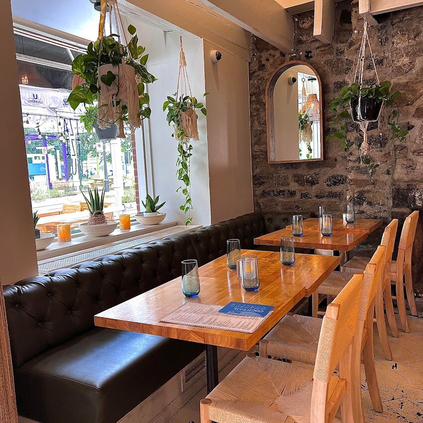 Tzatzi-qui - Restaurants Grecs, Turques Brunch &agrave; Montr&eacute;al