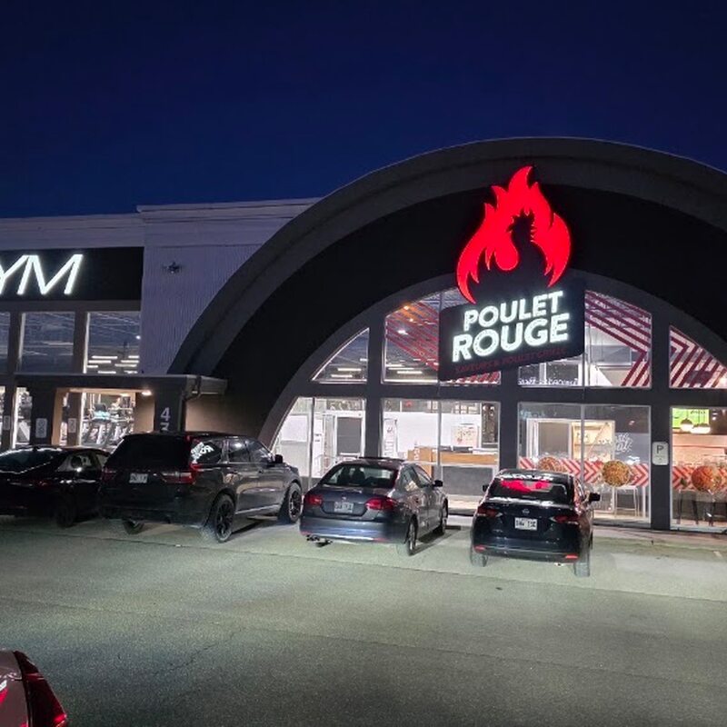 Poulet Rouge - American, Poutine Restaurants in Montreal