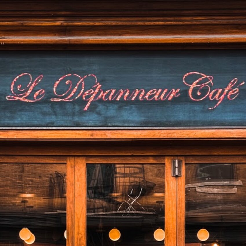 Le D&eacute;panneur Caf&eacute; - Breakfast Restaurants Near: H2S2N9