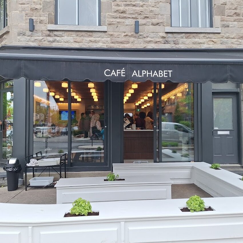 Caf&eacute; Alphabet - Desserts et Sucreries Ouverts midi Montr&eacute;al