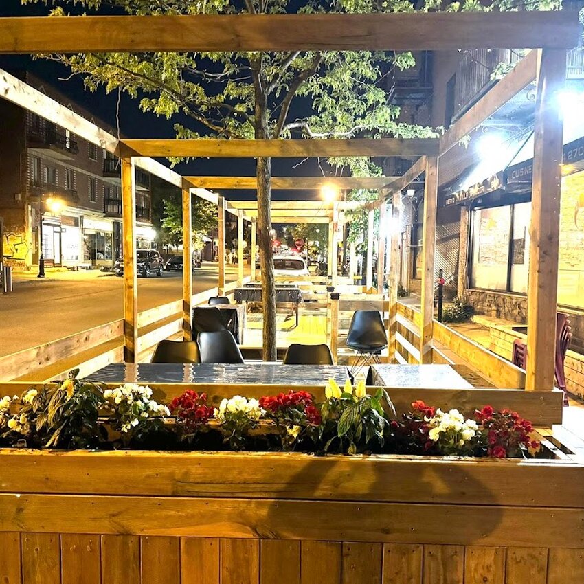 Villa Tandoori - Restaurants Barbecue-BBQs, Indiens pr&egrave;s de: H2V4E4