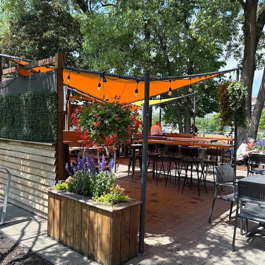 Caf&eacute; Ma Bicyclette -  Restaurants Near: H4C1G8