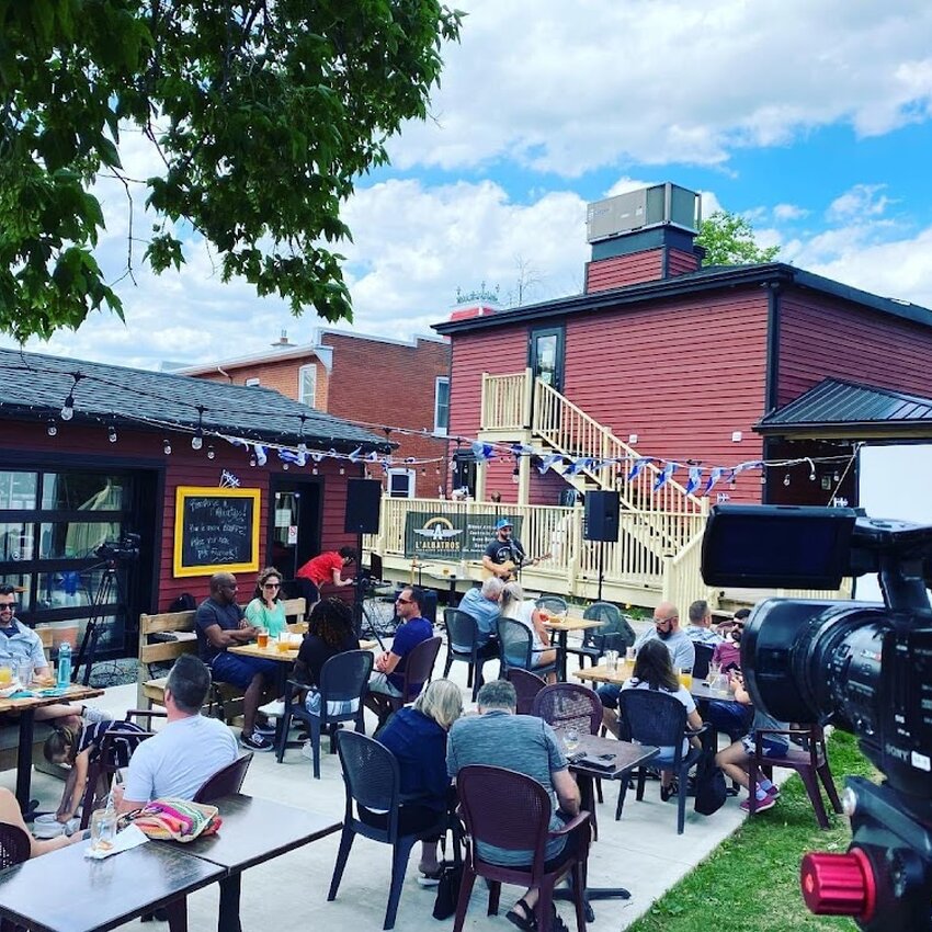 L'Albatros - Brasserie Artisanale - Restaurants in Mascouche