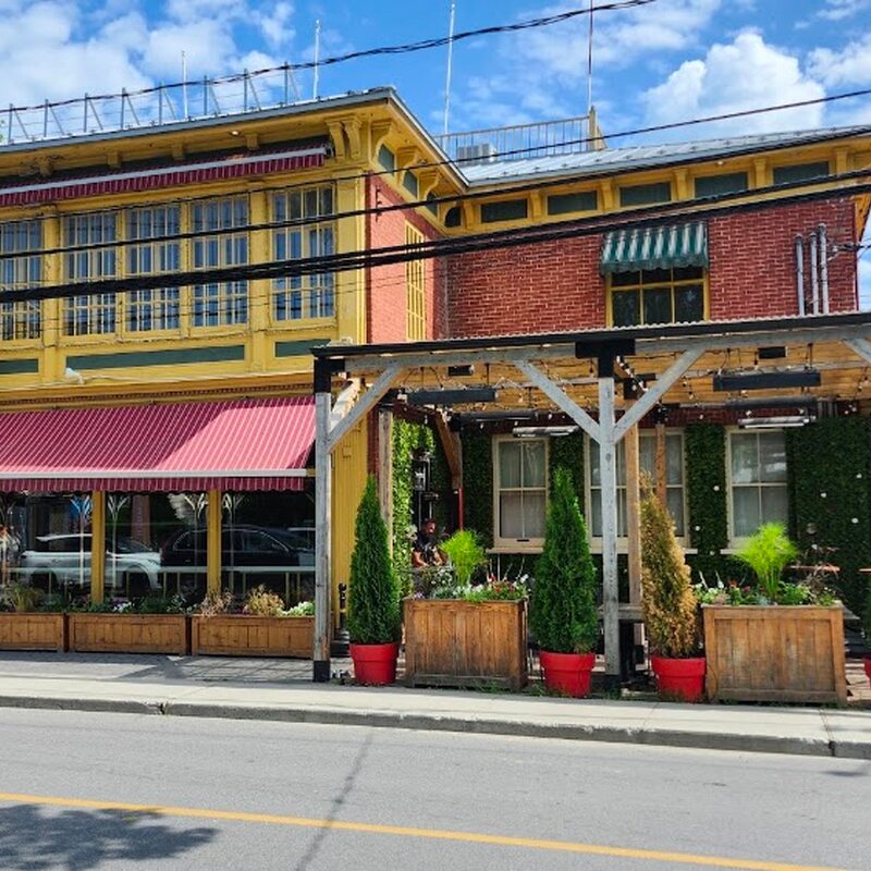 Main Kitchen - Restaurants P&acirc;tes, Bars de Montr&eacute;al