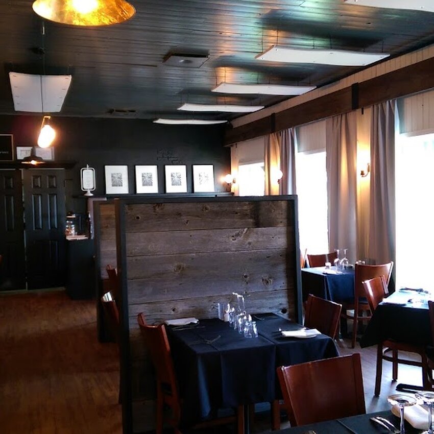 Comme Chez Soi - Restaurants pr&egrave;s de: J1H5C7