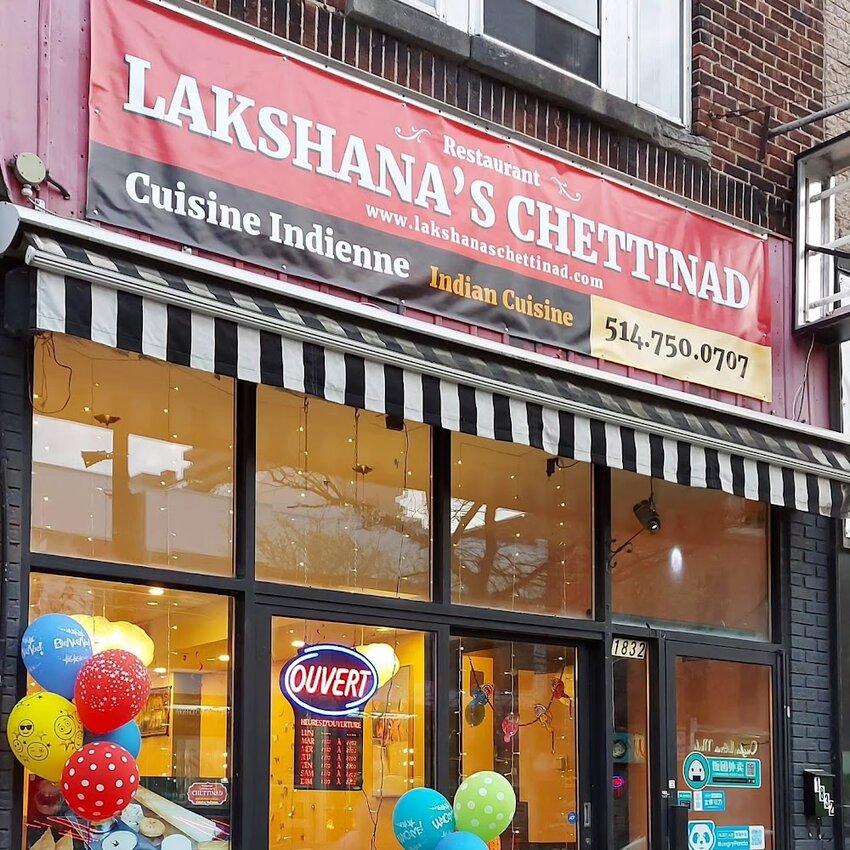 Lakshana's Chettinad - Restaurants Indiens, Th&eacute; pr&egrave;s de: H4E4H2