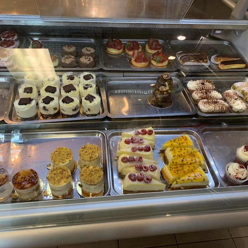 Les Delices Lafrenaie - Takeout Available Restaurants in Rosem&egrave;re