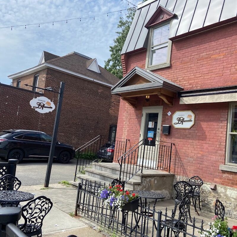 Les Delices Lafrenaie - Restaurants de Montréal