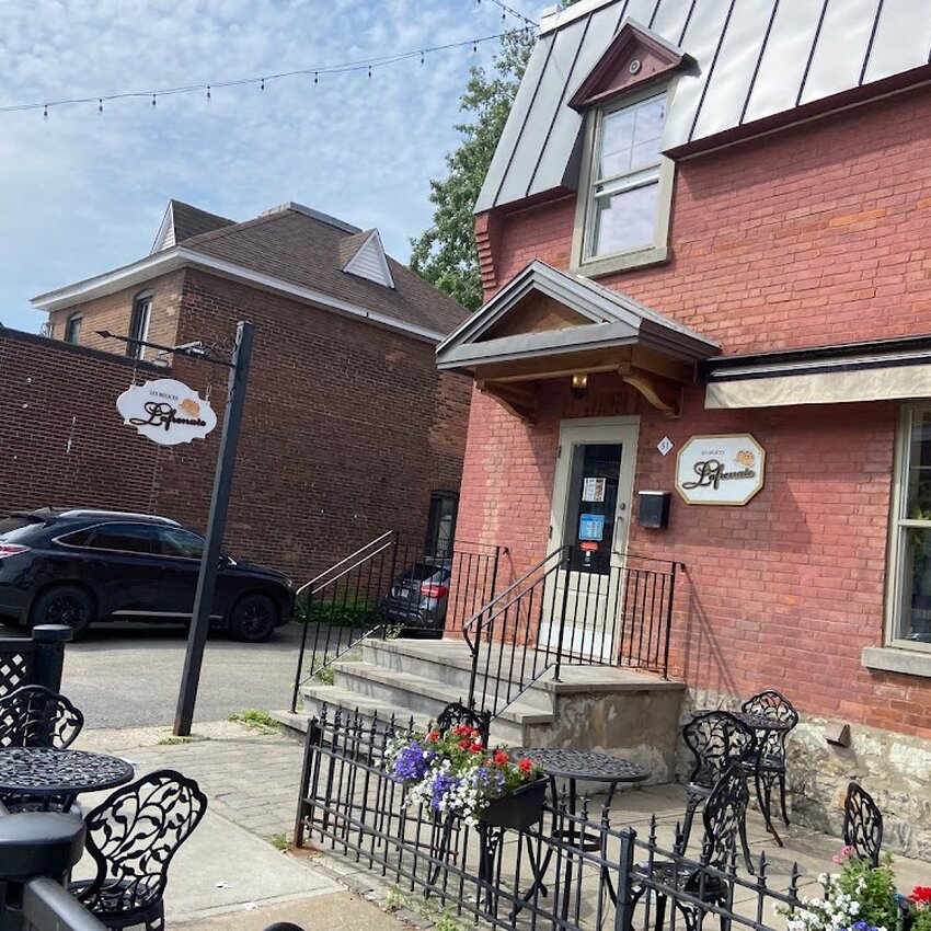 Les Delices Lafrenaie - Boulangeries Ouverts maintenant Montr&eacute;al