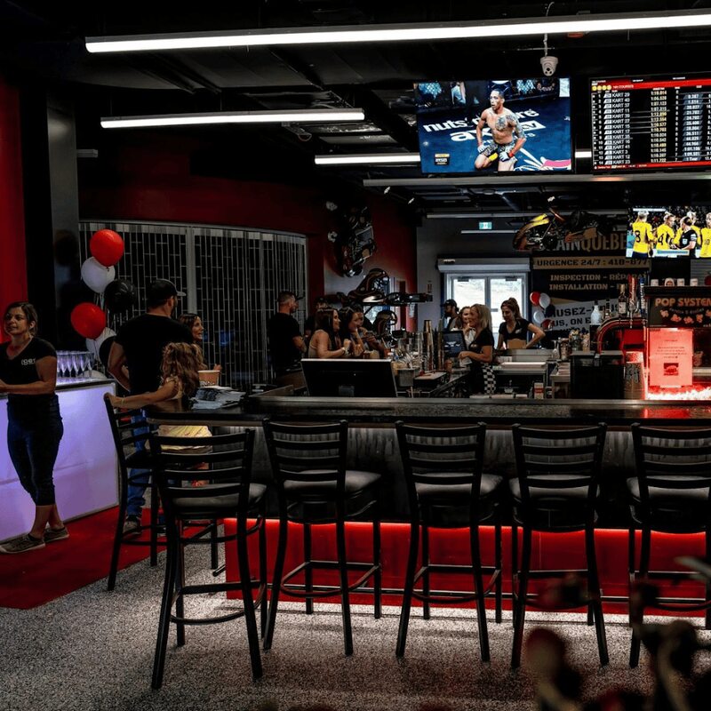 Bistro-Bar Le Paddock - Restaurants R&eacute;conforts de Qu&eacute;bec