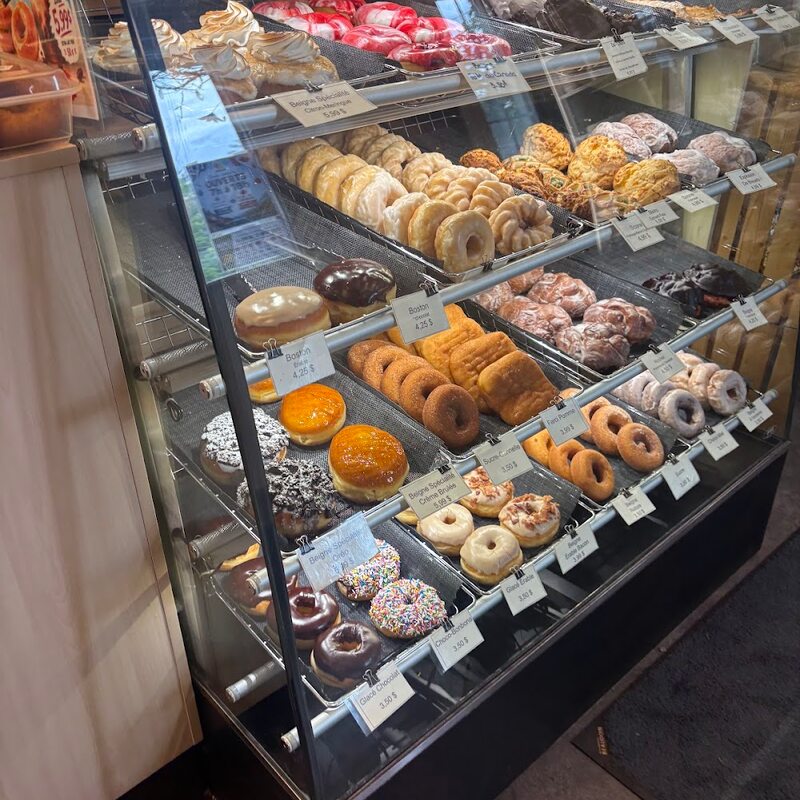 Boulangerie Chez DORA - Takeout Available Restaurants in Eastman