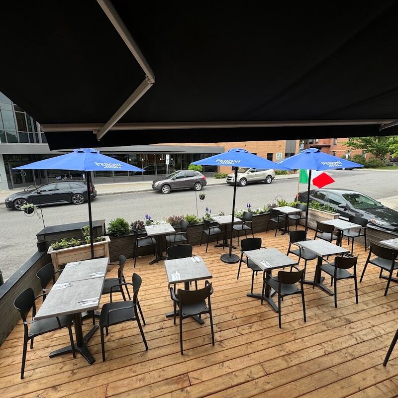 Tonino Pizza - Grill, Italian, Pizza, Salads, Pasta Restaurants in Quebec