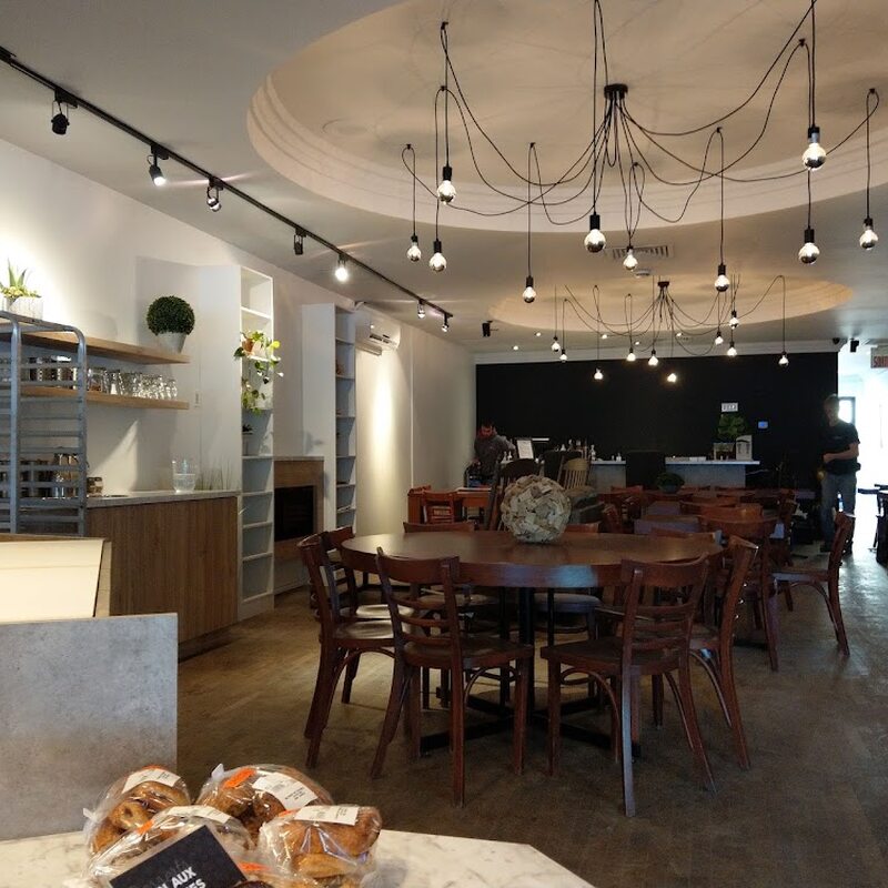 Balthazar Café - Restaurants in Val-d'Or