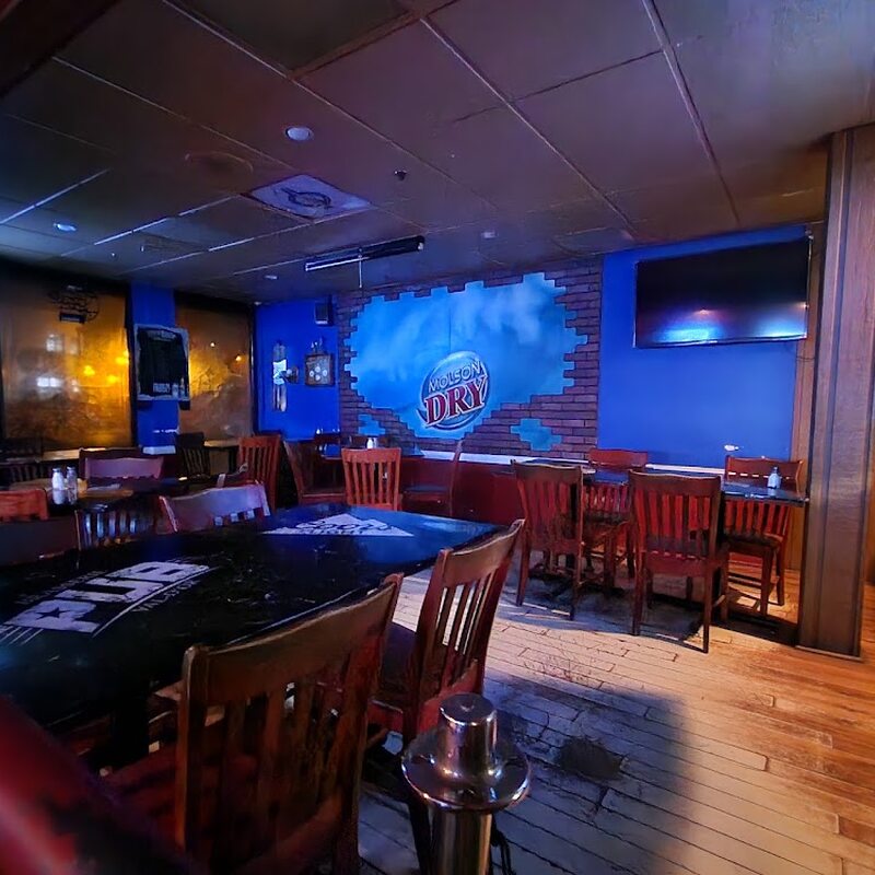 Brasserie Le Pub - Restaurants in Montreal