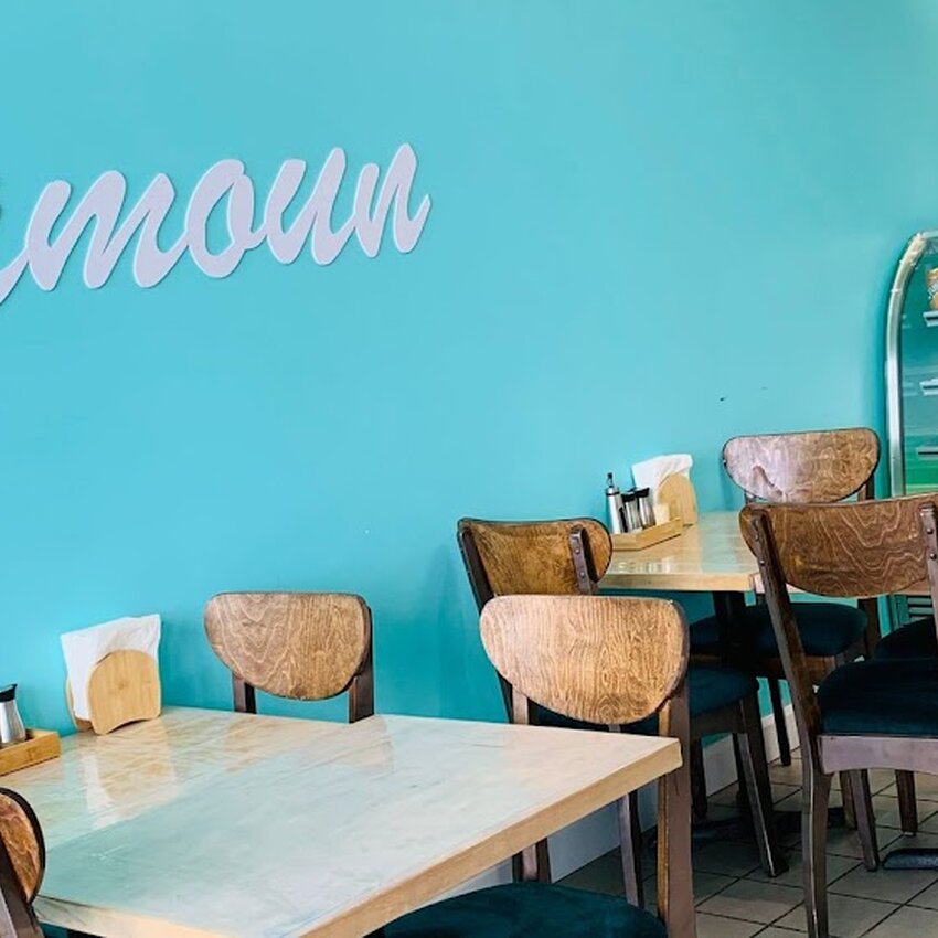 Kamoun Restaurant - Vimont BBQ, Middle Eastern, Poutine, Kebab Restaurants