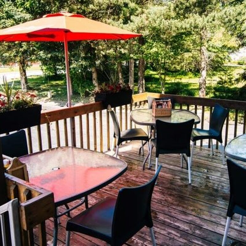 Pizzéria Paquet - Restaurants Barbecue-BBQs, Grillades, Burgers, Rôtisseries, Salades de Québec
