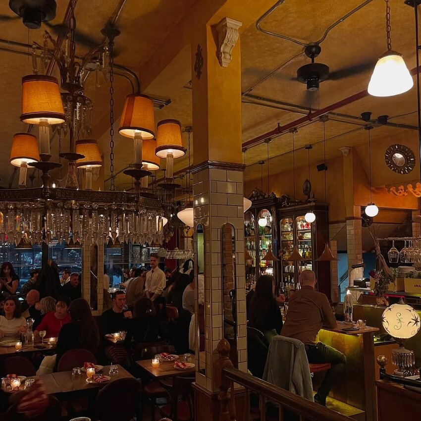 Caf&eacute; Miracolo - Restaurants &agrave; Montr&eacute;al