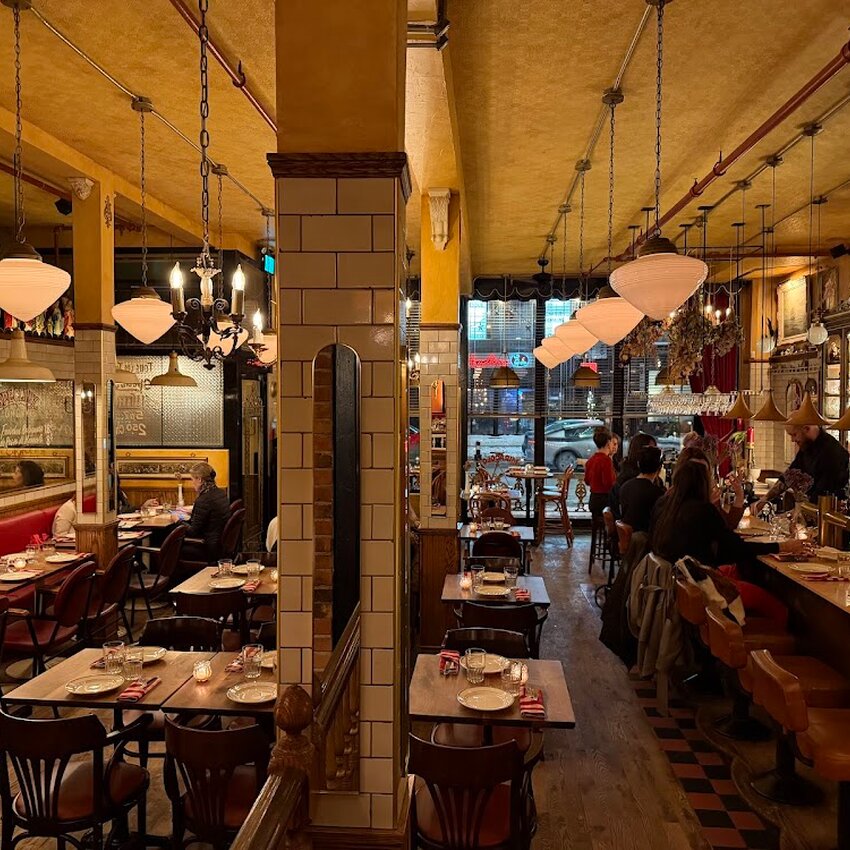 Caf&eacute; Miracolo - Restaurants Italiens pr&egrave;s de: H2V4E7