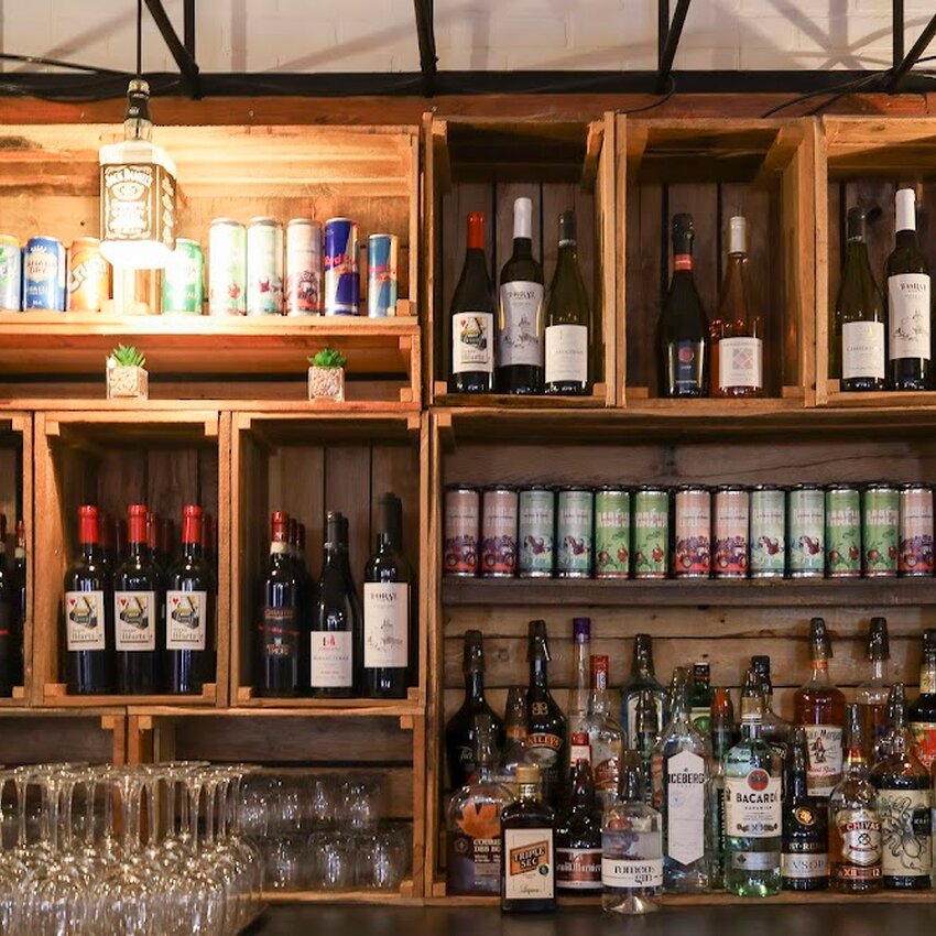 &Eacute;rabli&egrave;re Verger d'&Eacute;milie - Restaurants in Montreal