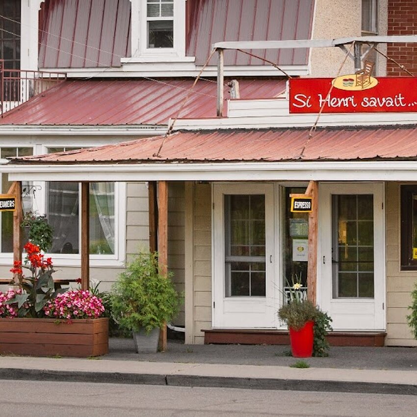 Si Henri Savait Comptoir Caf&eacute; - Bor&eacute;al, Breakfast Restaurants in Rougemont