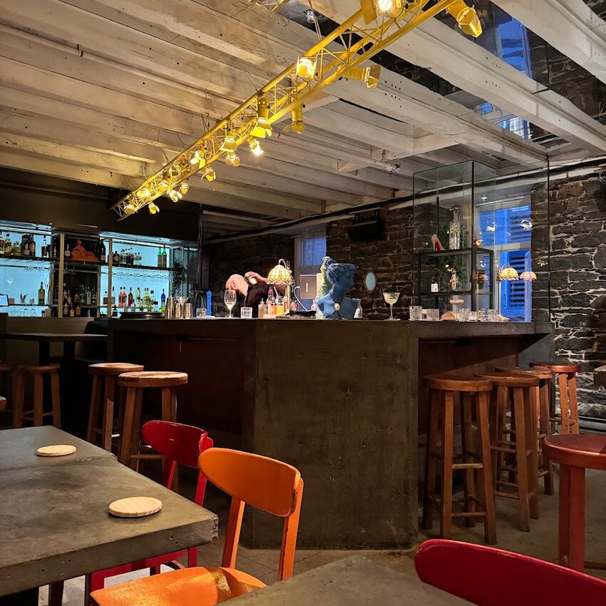 L'inf&acirc;me Tittle Tattle - Cocktail Bar - Montreal Restaurants