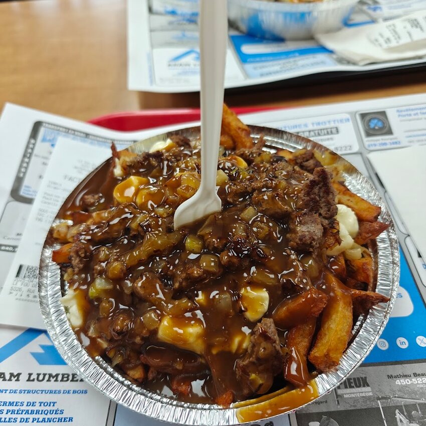 Le fou de la patate - Poutine, Breakfast Restaurants in Waterloo
