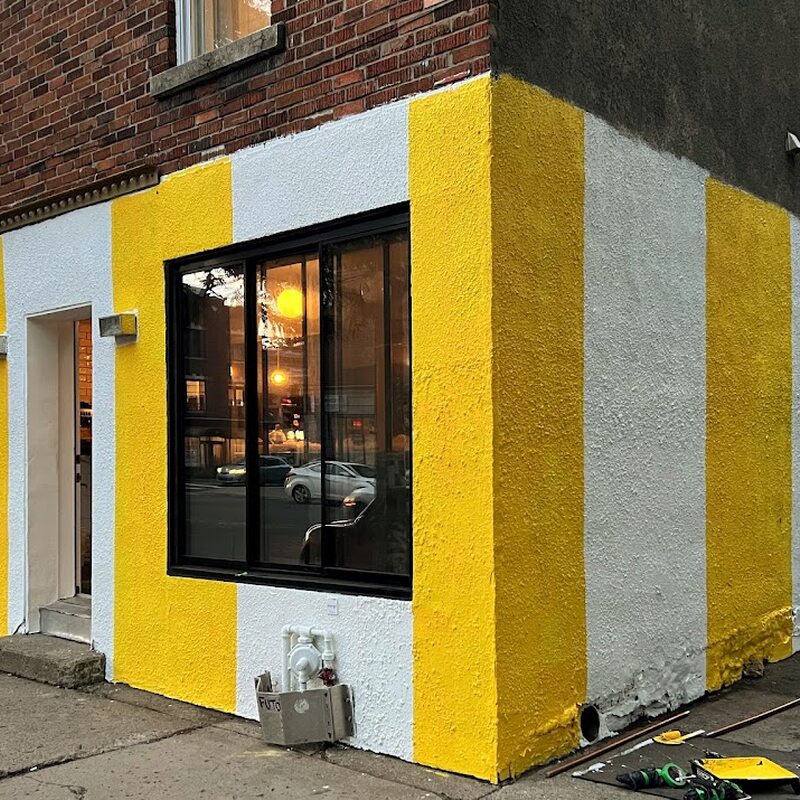 Roch le Coq - Poutine, BBQ, Breakfast Restaurants in Montreal