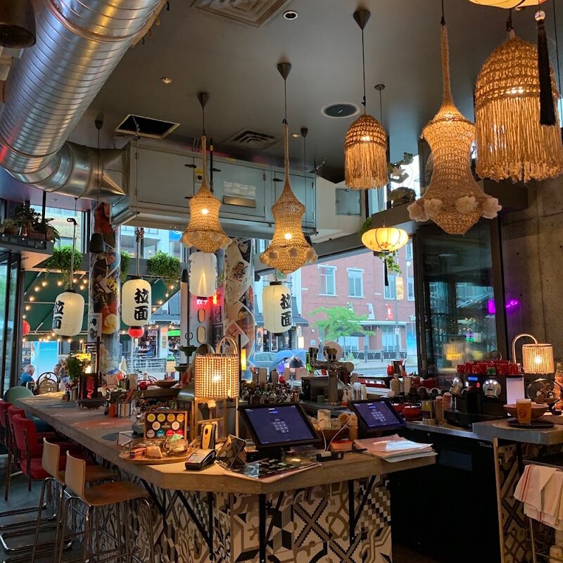 Madame Woo - Restaurants Thaïlandais Terrasses de Montréal