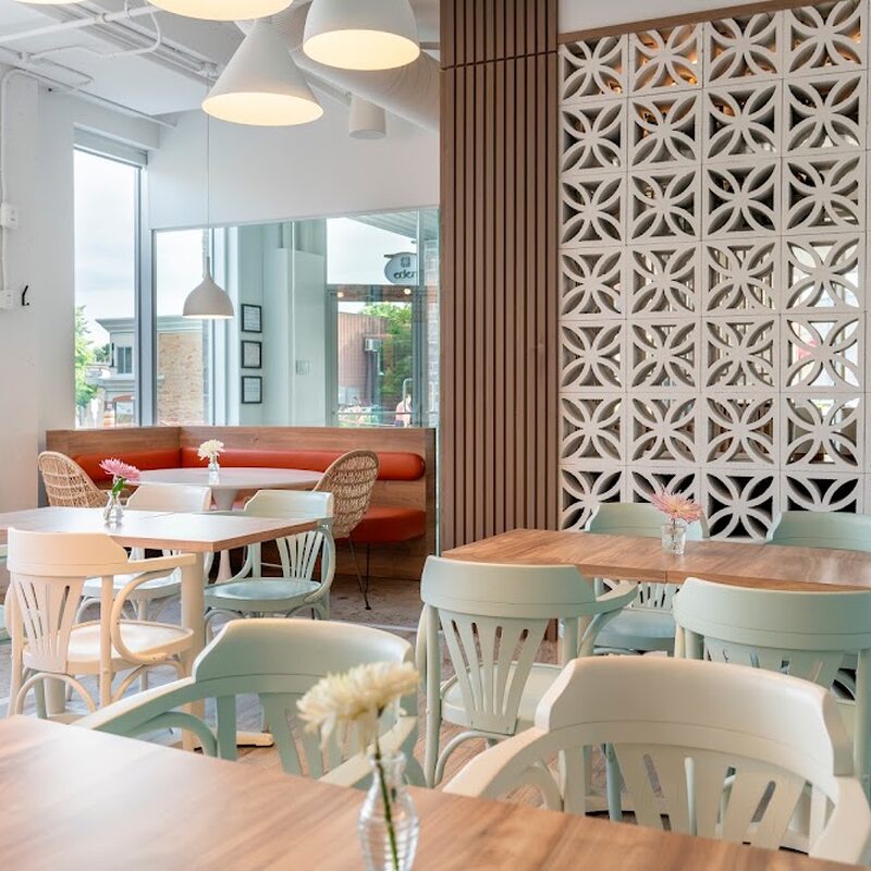 Caf&eacute; Eden - Restaurants in Montreal