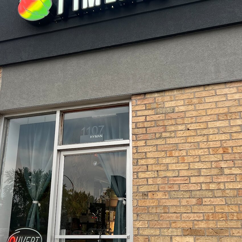 Pimento's Cuisine des Caraibes - Terrace Restaurants in Dollard-des-Ormeaux