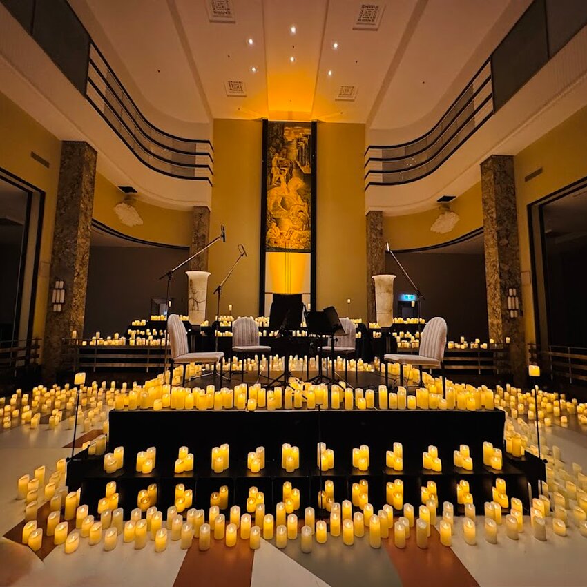 Le 9e - Restaurant &Icirc;le de France - Fine Dining / Upscale Restaurants Near: H2V4E4