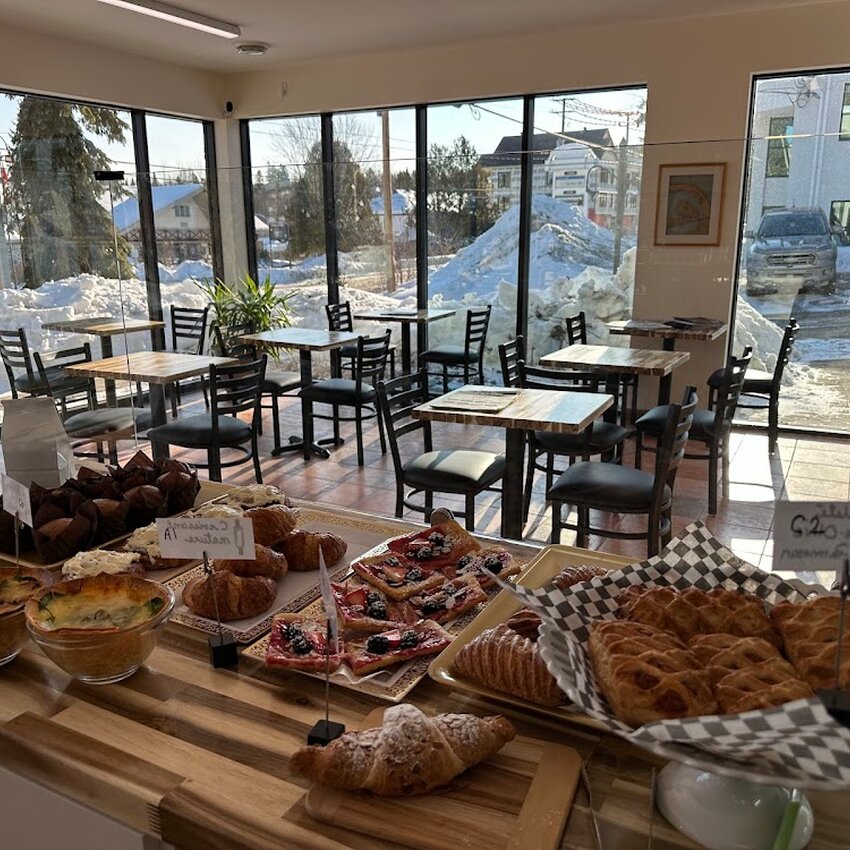 KR&Egrave;MEC&Eacute;BON - Takeout Available, Online Ordering Restaurants in Sainte-Ad&egrave;le