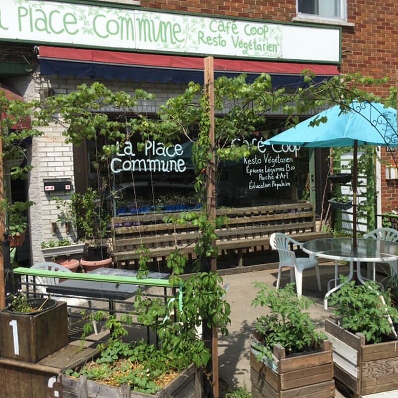 Café La Place Commune - Breakfast Restaurants in Villeray-Saint-Michel