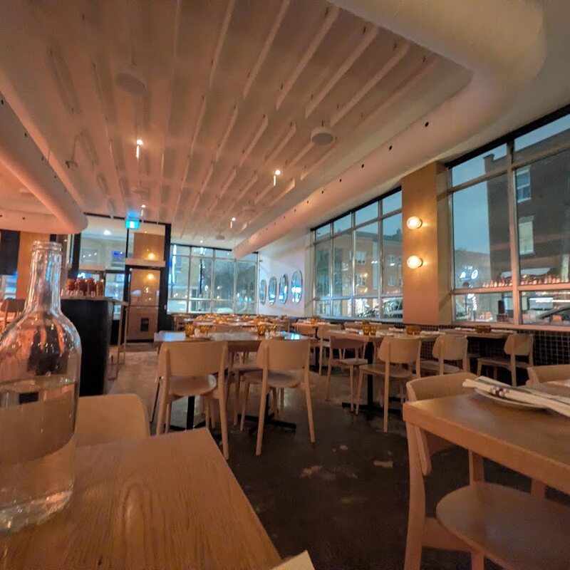 Motel Ontario - Tapas, Tea Restaurants in Montreal