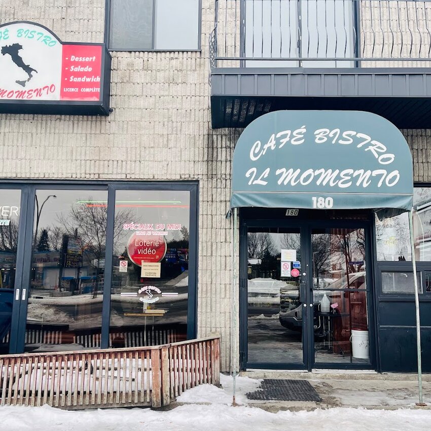 Cafe Bistro Il Momento - Restaurants in Laval-des-Rapides