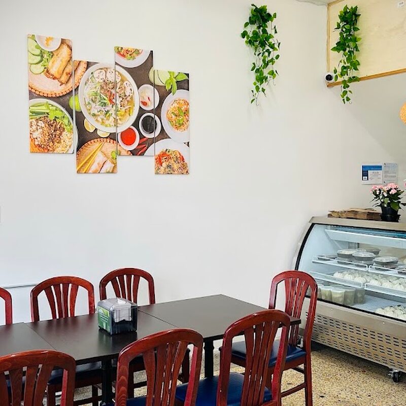 Ut Kia - Restaurants Fusion, Sandwichs de Montréal