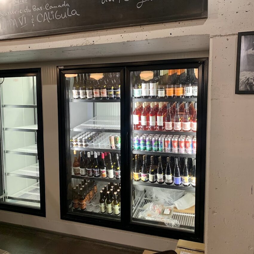 La Cave &agrave; Manger - Restaurants Boulangeries pr&egrave;s de: H2Y2E5