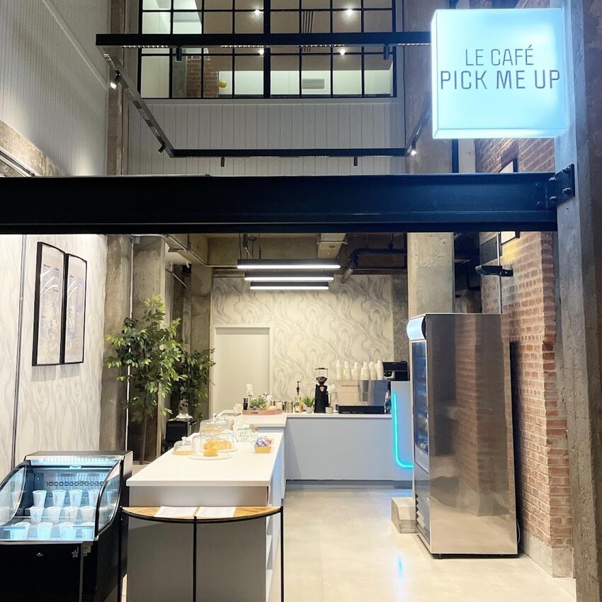 Le Cafe Pick Me Up - Restaurants Bagels, Deli pr&egrave;s de: H3B3C8