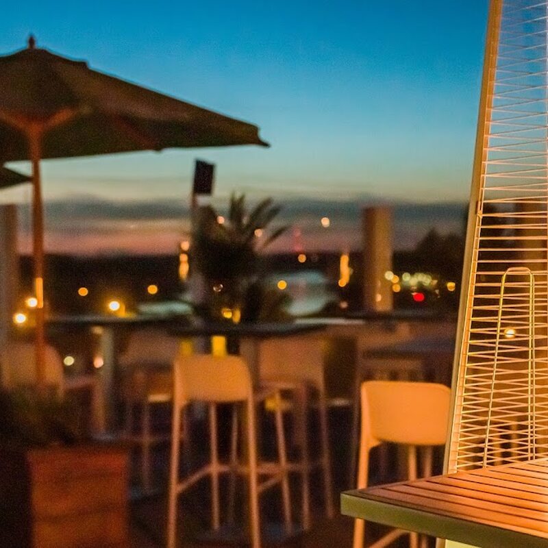 Terrasse Diversimmo - Restaurants de Montr&eacute;al