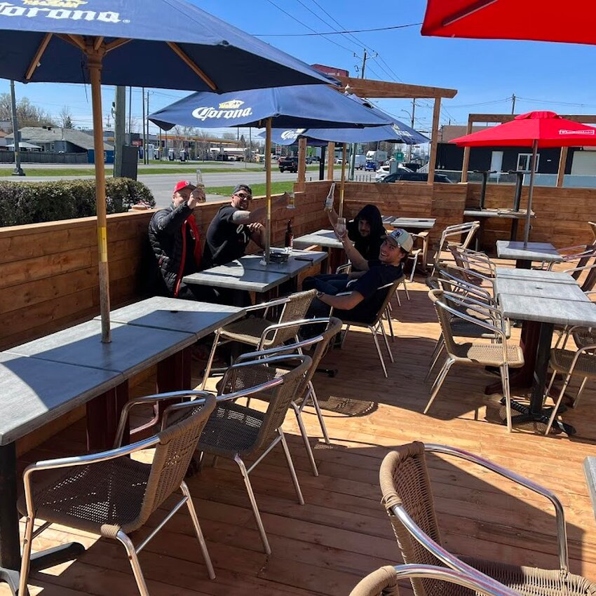 Willy's Pub - Restaurants Salaberry-de-Valleyfield