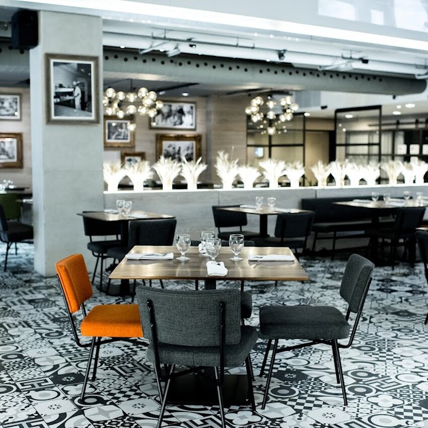 La TABL&Eacute; au Manoir - Restaurants pr&egrave;s de: J7Z7L3