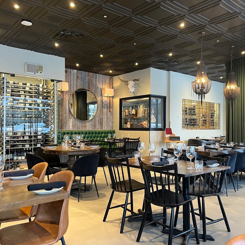 La Brasserie des Mercenaires Culinaires -  Restaurants Near: J8E2W5