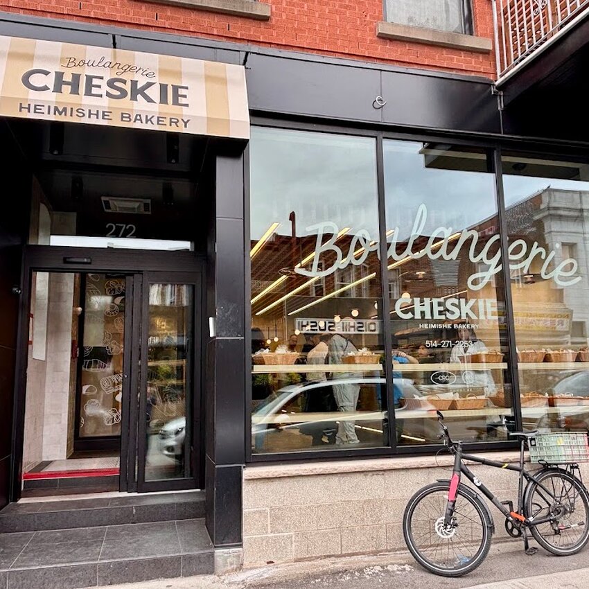 Boulangerie Cheskie - Poutine, Bakeries Restaurants Near: H2V4E4