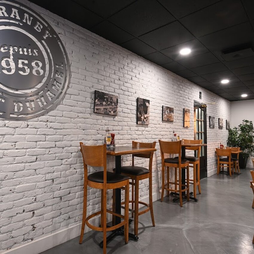 Les Rôtisseries Duhamel - Ramen, Breakfast, Poutine Restaurants Near: J2G4E8