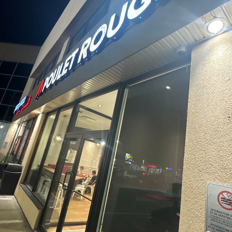 Poulet Rouge - BBQ, Grill, Burgers, Rotisseries, Salads Restaurants in Quebec