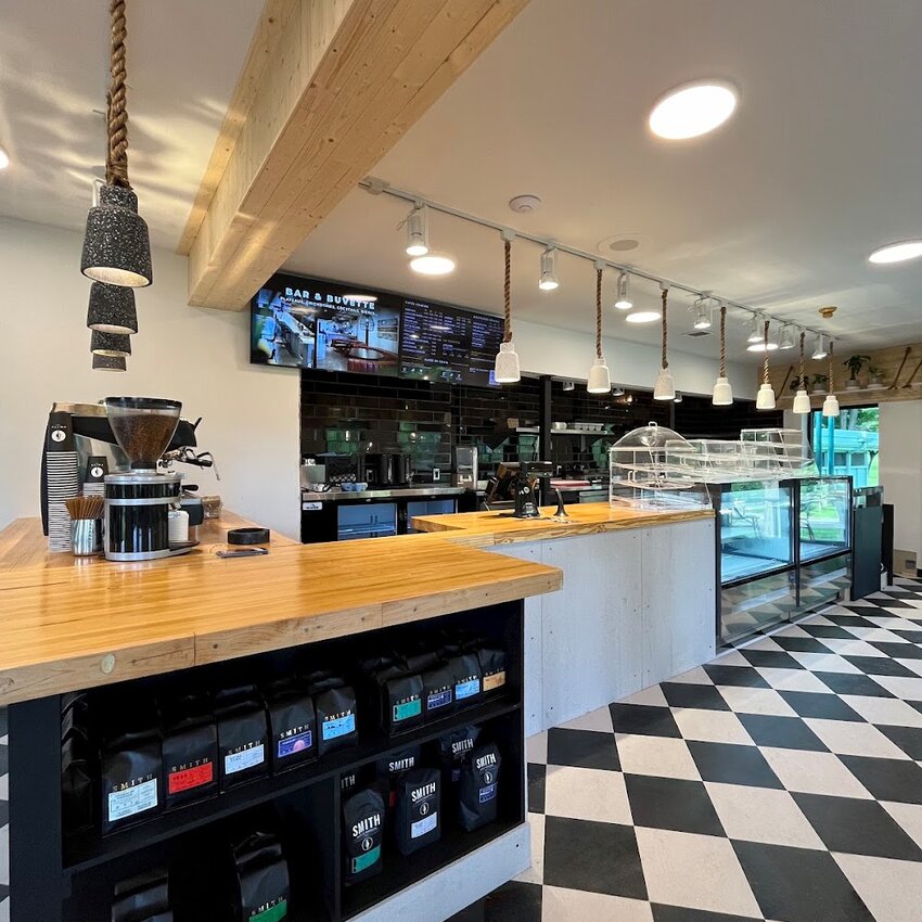Café La Maison Smith - Cafés, Soups Restaurants in Quebec