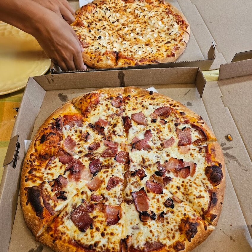 Pizza Deux Freres -  Restaurants Near: J6Z1H4