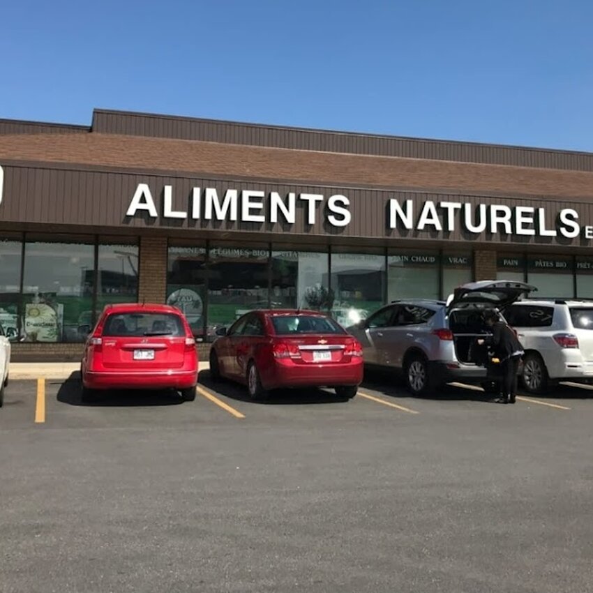 Les March&eacute;s TAU -  Restaurants Near: J4W1M3